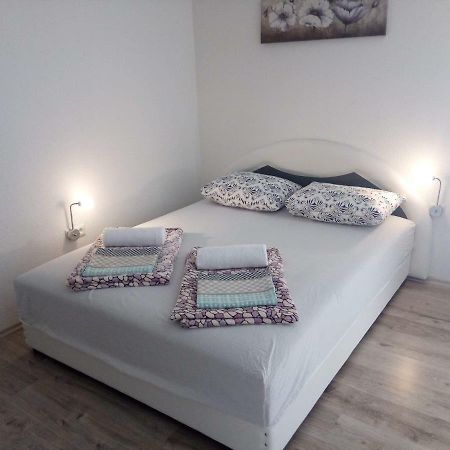 Helly'S Apartman - Self Check-In - Jajce Εξωτερικό φωτογραφία